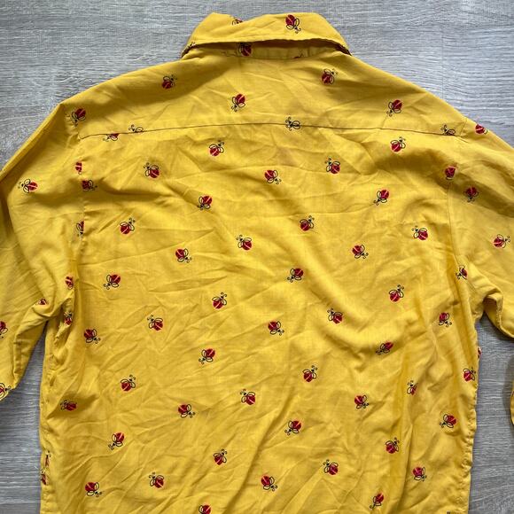 Vtg 60s Penneys Towncraft Ladybug Patterned Groovy Group Button Up Shirt - Picture 5 of 9